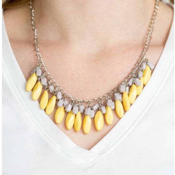 Bead Binge, Yellow and Gray Beaded Necklace and Earrings Set - Picture 15 of 16